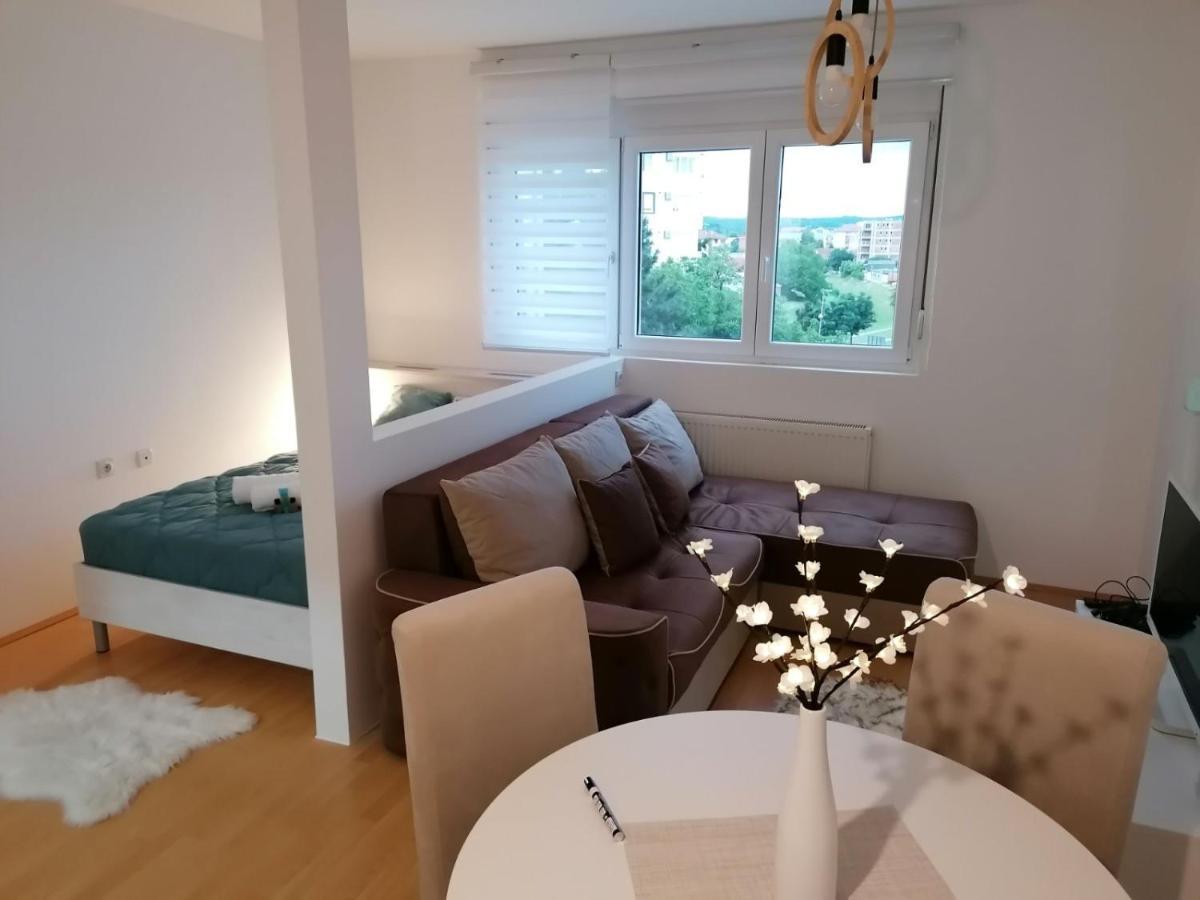 Emili Apartman Jagodina Kültér fotó