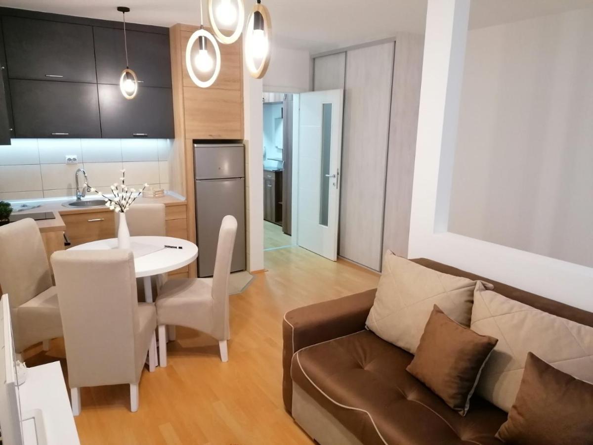 Emili Apartman Jagodina Kültér fotó