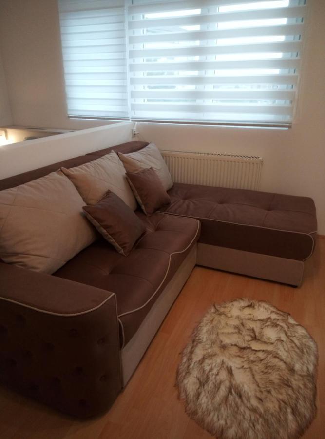 Emili Apartman Jagodina Kültér fotó